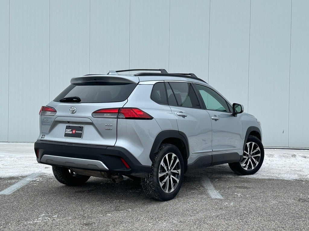 2024 Toyota Corolla Cross XLE
