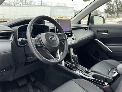 2024 Toyota Corolla Cross XLE