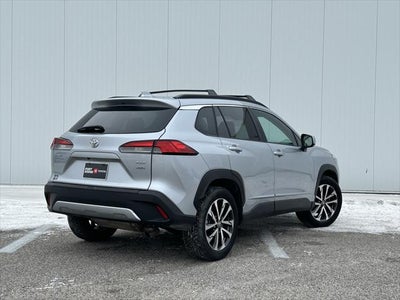 2024 Toyota Corolla Cross XLE