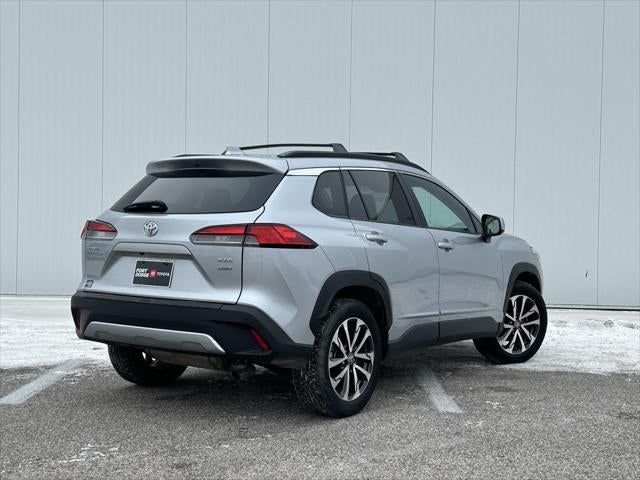 2024 Toyota Corolla Cross XLE