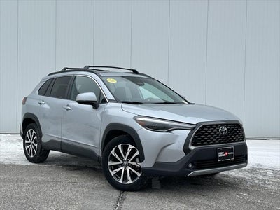 2024 Toyota Corolla Cross XLE