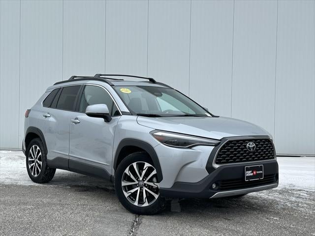 2024 Toyota Corolla Cross XLE