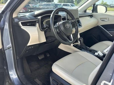 2023 Toyota Corolla Cross XLE