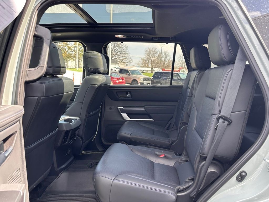 2024 Toyota Sequoia Platinum Hybrid