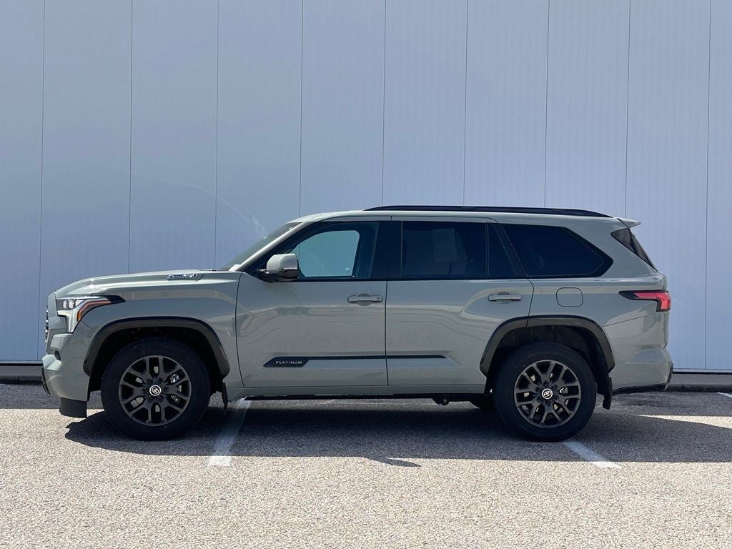 2024 Toyota Sequoia Platinum Hybrid