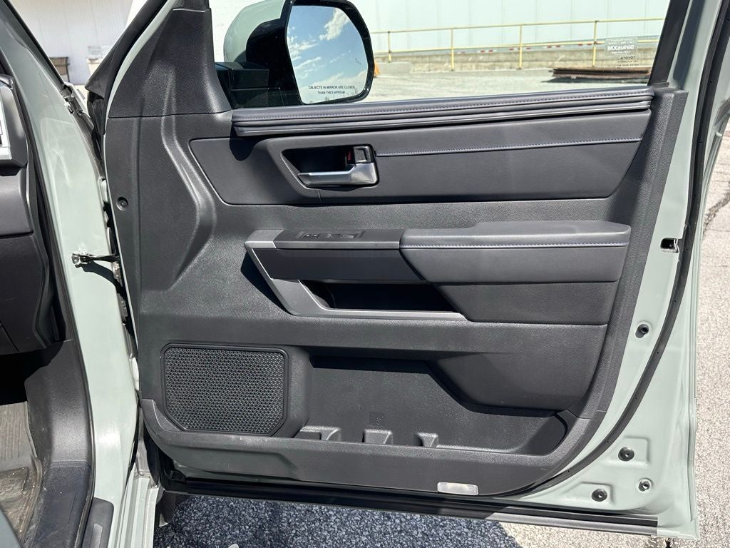 2024 Toyota Sequoia Platinum Hybrid