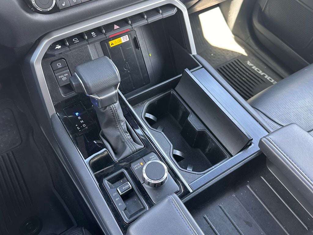 2024 Toyota Sequoia Platinum Hybrid