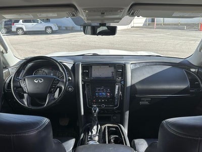 2021 INFINITI QX80 LUXE