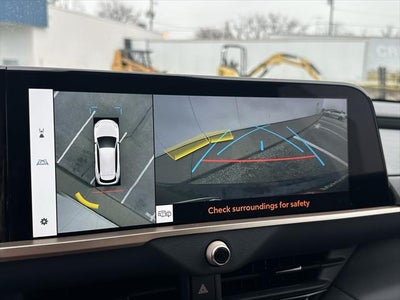 2025 Toyota Crown Signia Limited