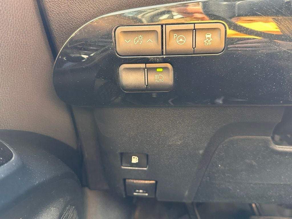 2018 Toyota Prius Three