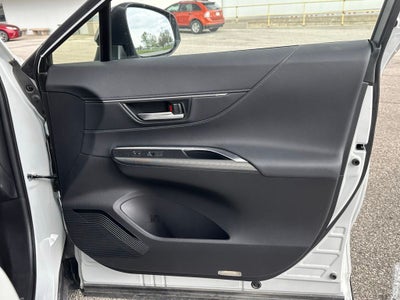 2023 Toyota Venza XLE Nightshade