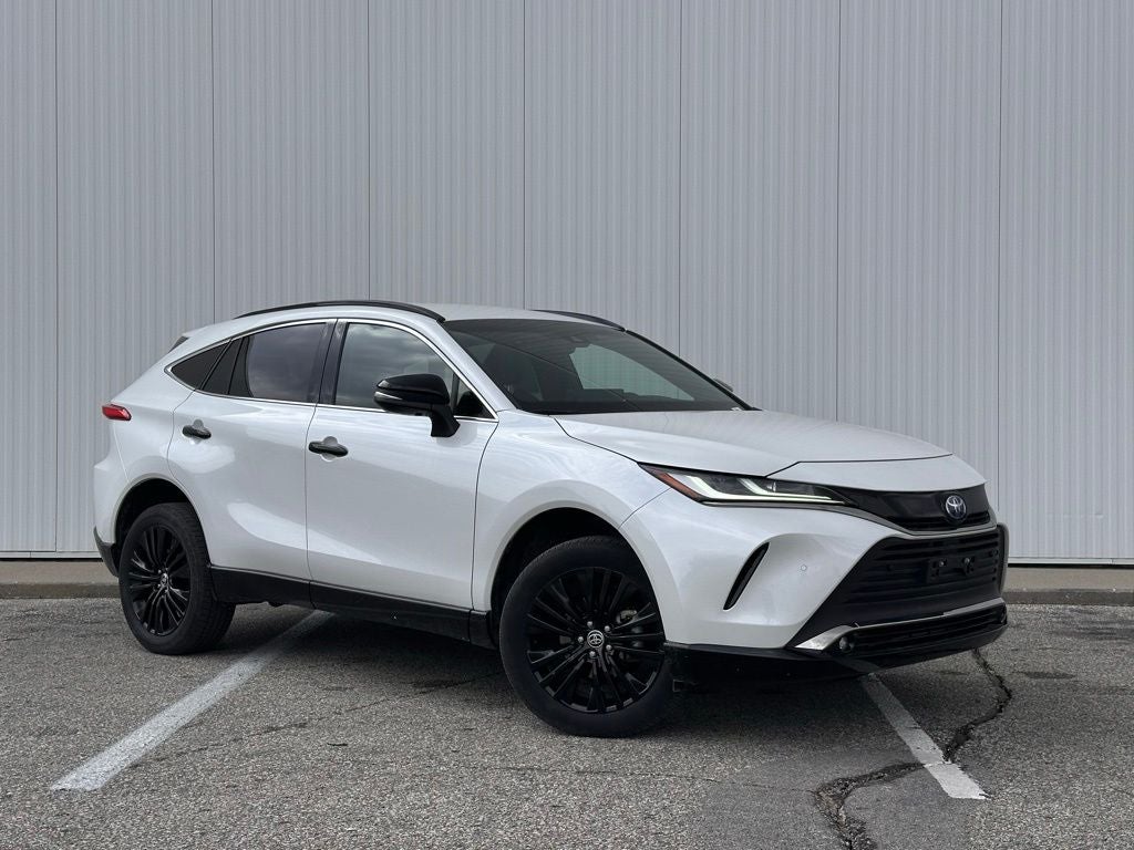 2023 Toyota Venza XLE Nightshade
