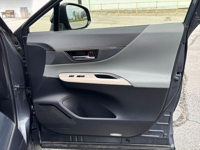 2021 Toyota Venza Limited CUV Hybrid