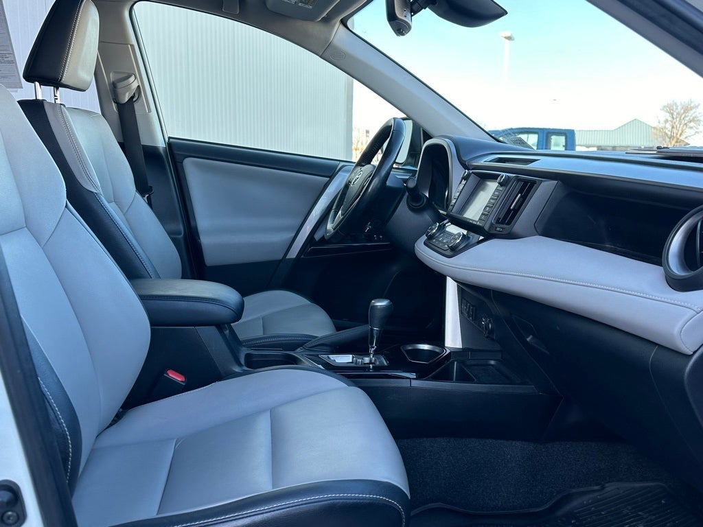 2017 Toyota RAV4 Limited