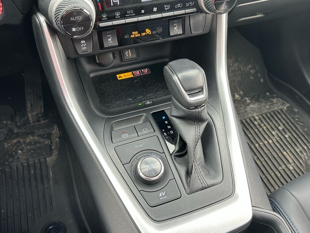 2023 Toyota RAV4 Hybrid XSE