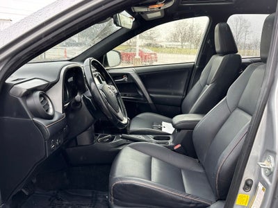 2018 Toyota RAV4 SE