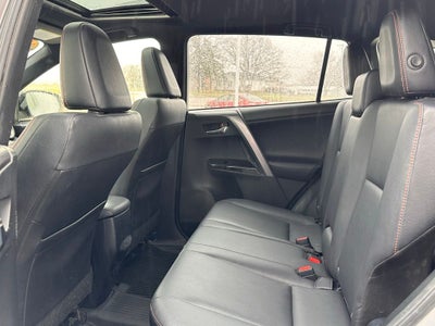 2018 Toyota RAV4 SE
