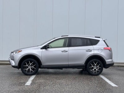 2018 Toyota RAV4 SE