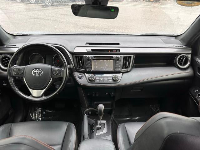 2018 Toyota RAV4 SE
