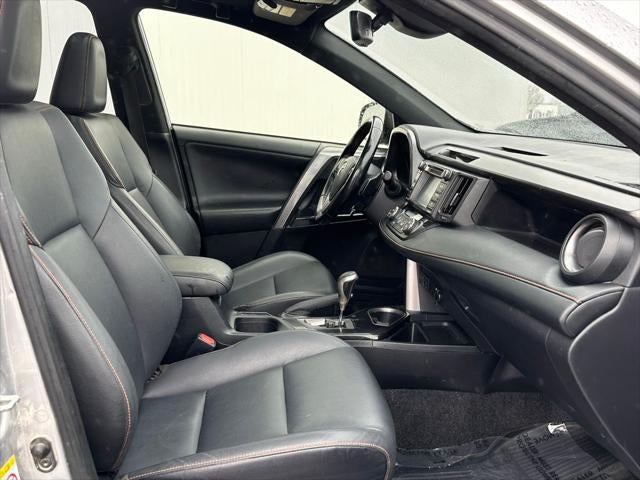 2018 Toyota RAV4 SE