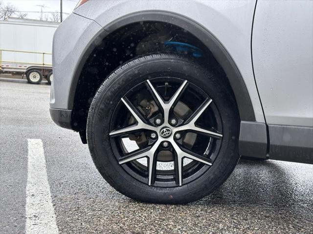 2018 Toyota RAV4 SE