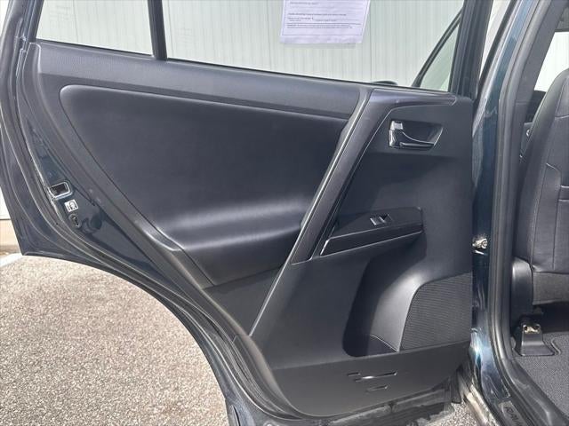 2018 Toyota RAV4 SE