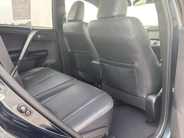 2018 Toyota RAV4 SE