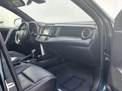 2018 Toyota RAV4 SE