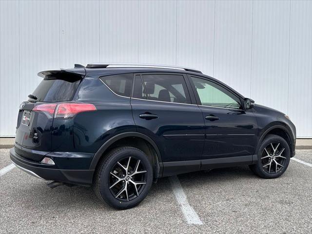 2018 Toyota RAV4 SE