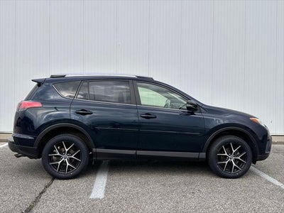 2018 Toyota RAV4 SE