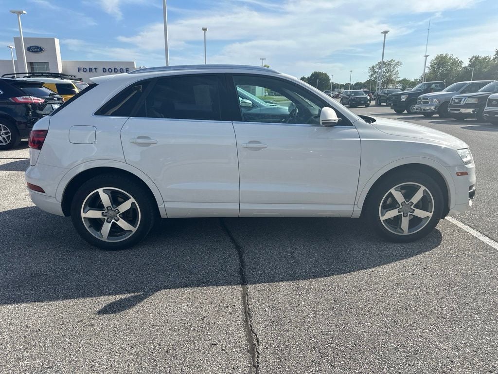 2015 Audi Q3 2.0T Prestige quattro