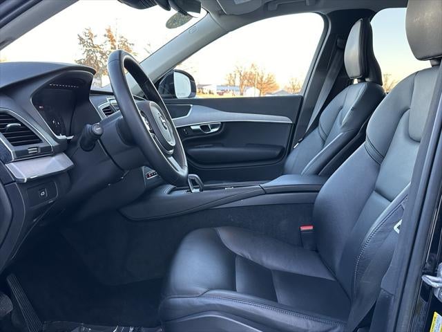 2023 Volvo XC90 B5 Core
