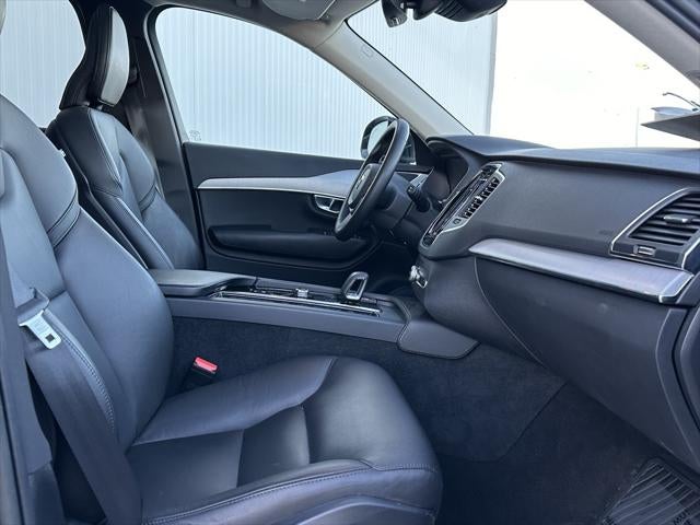 2023 Volvo XC90 B5 Core